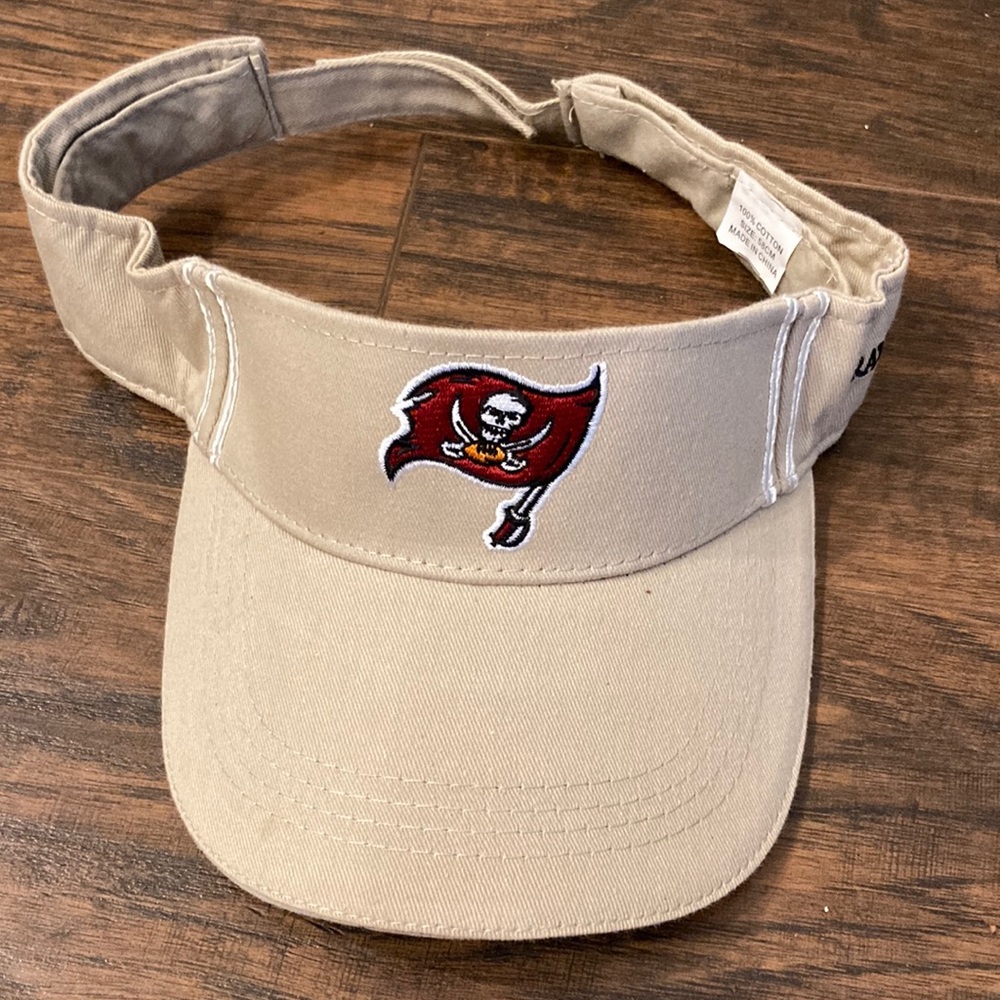 Buccaneers visor
